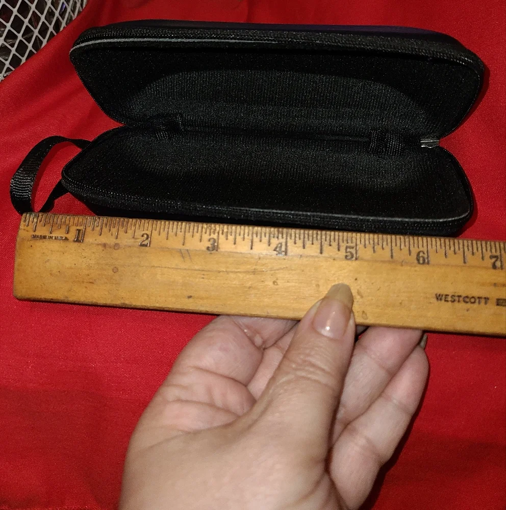 Eyeglass/shades case - Picture 2 of 3